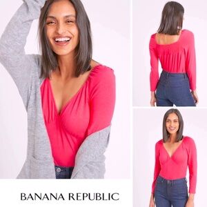 NWT Banana Republic Timeless Smocked Crop Top
